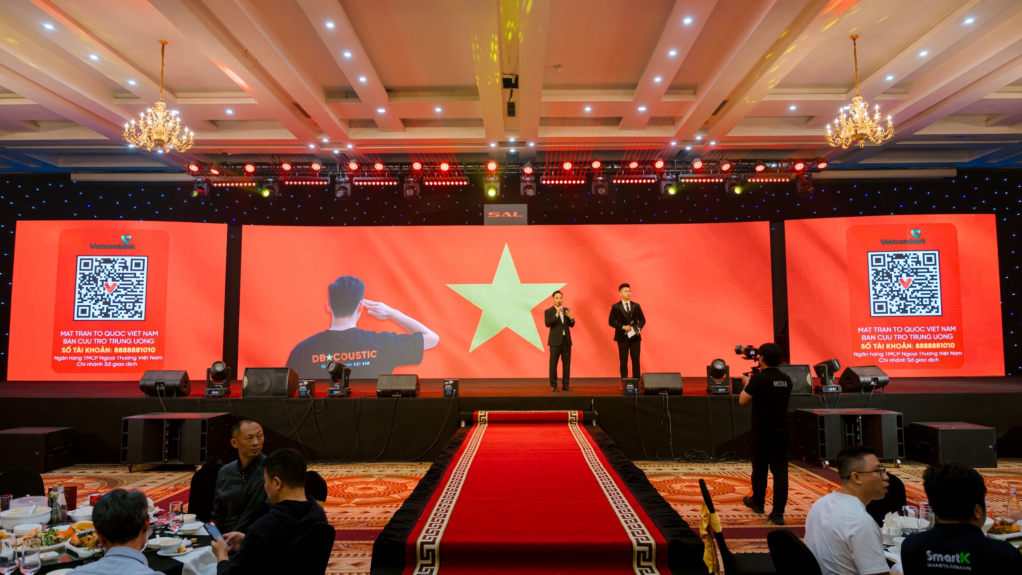 Chương trình “Hướng về đồng bào vùng lũ” chạm đến trái tim 